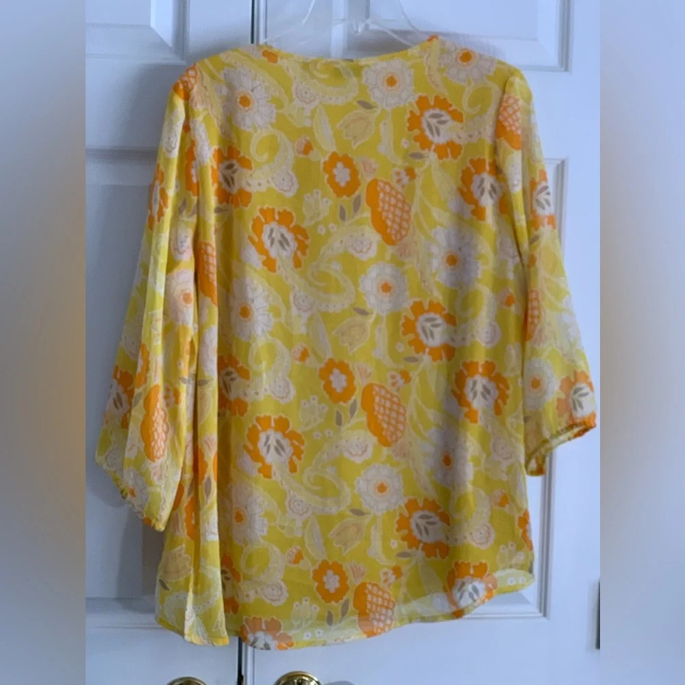 LIZ CLAIBORNE Women’s Yellow Floral Chiffon 3/4 Sleeve Blouse Shirt Size: Medium